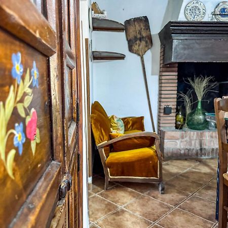 Cortijo Rural Bacares Guest House Freila Exterior photo
