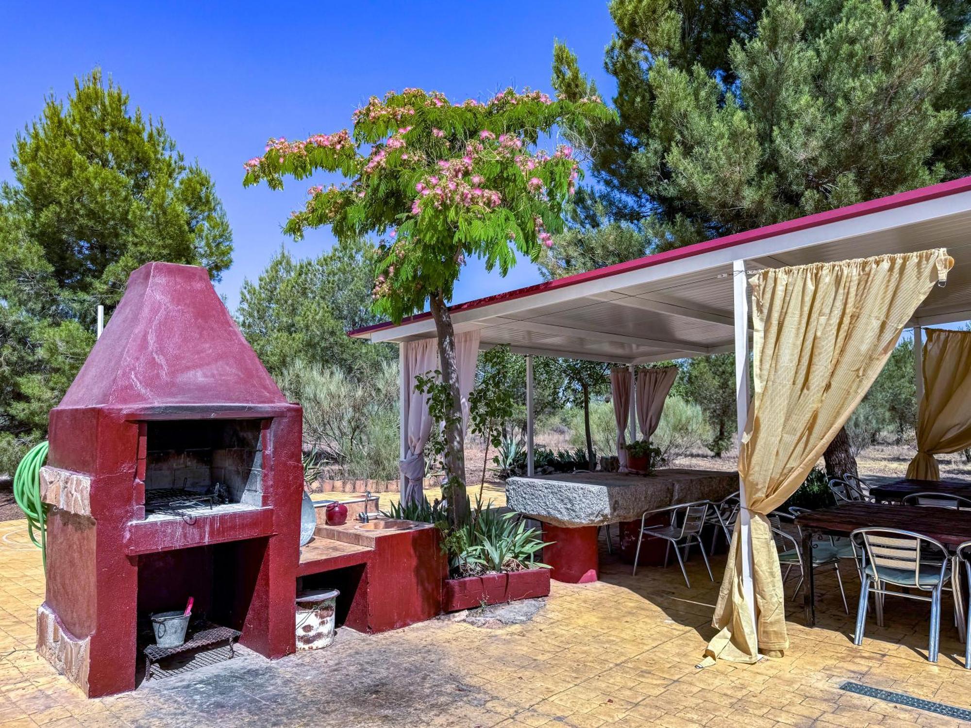 Cortijo Rural Bacares Guest House Freila Exterior photo