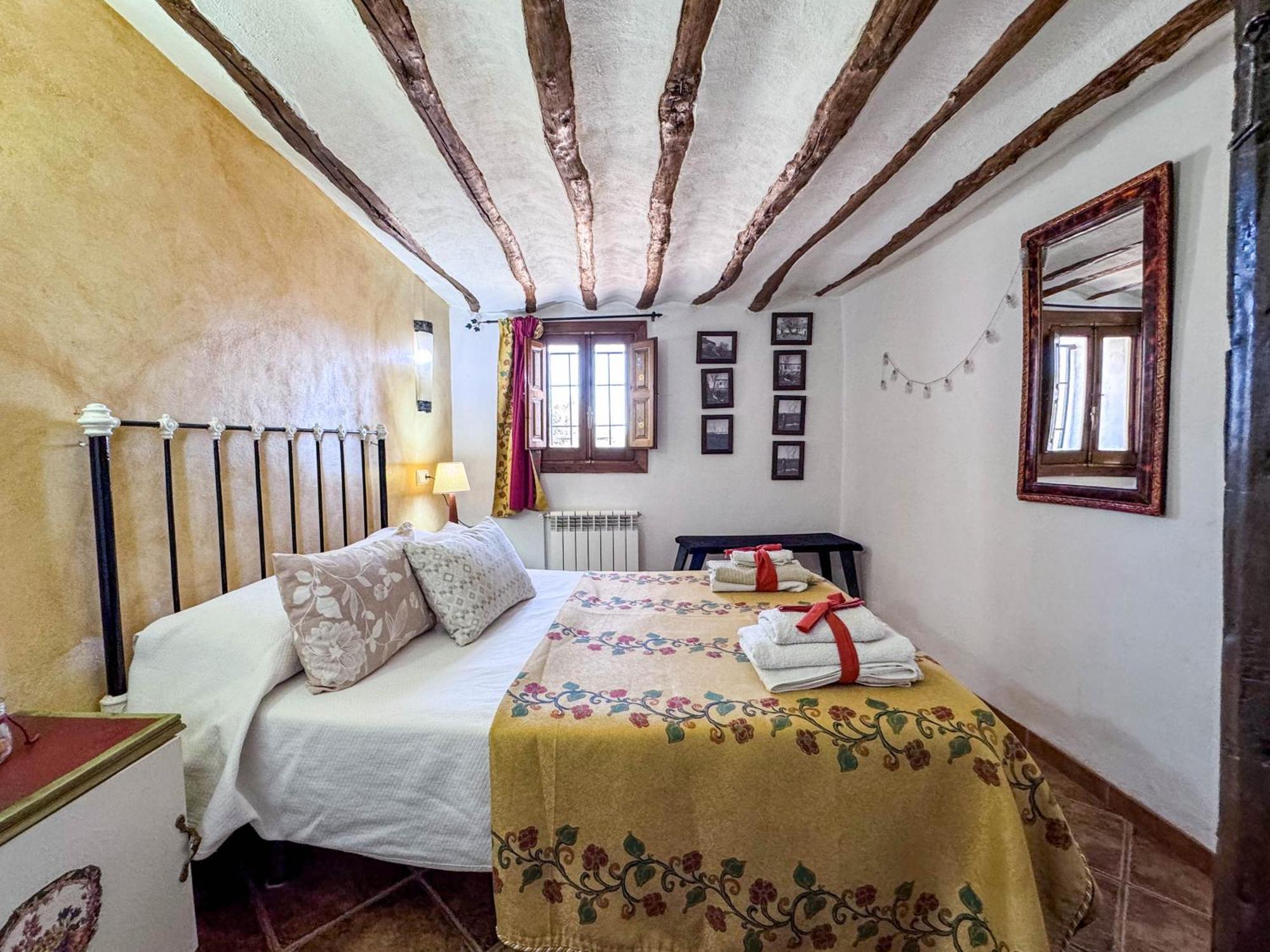 Cortijo Rural Bacares Guest House Freila Exterior photo