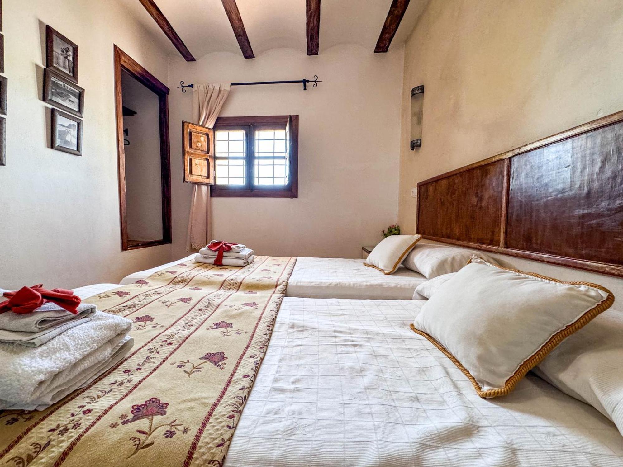 Cortijo Rural Bacares Guest House Freila Exterior photo