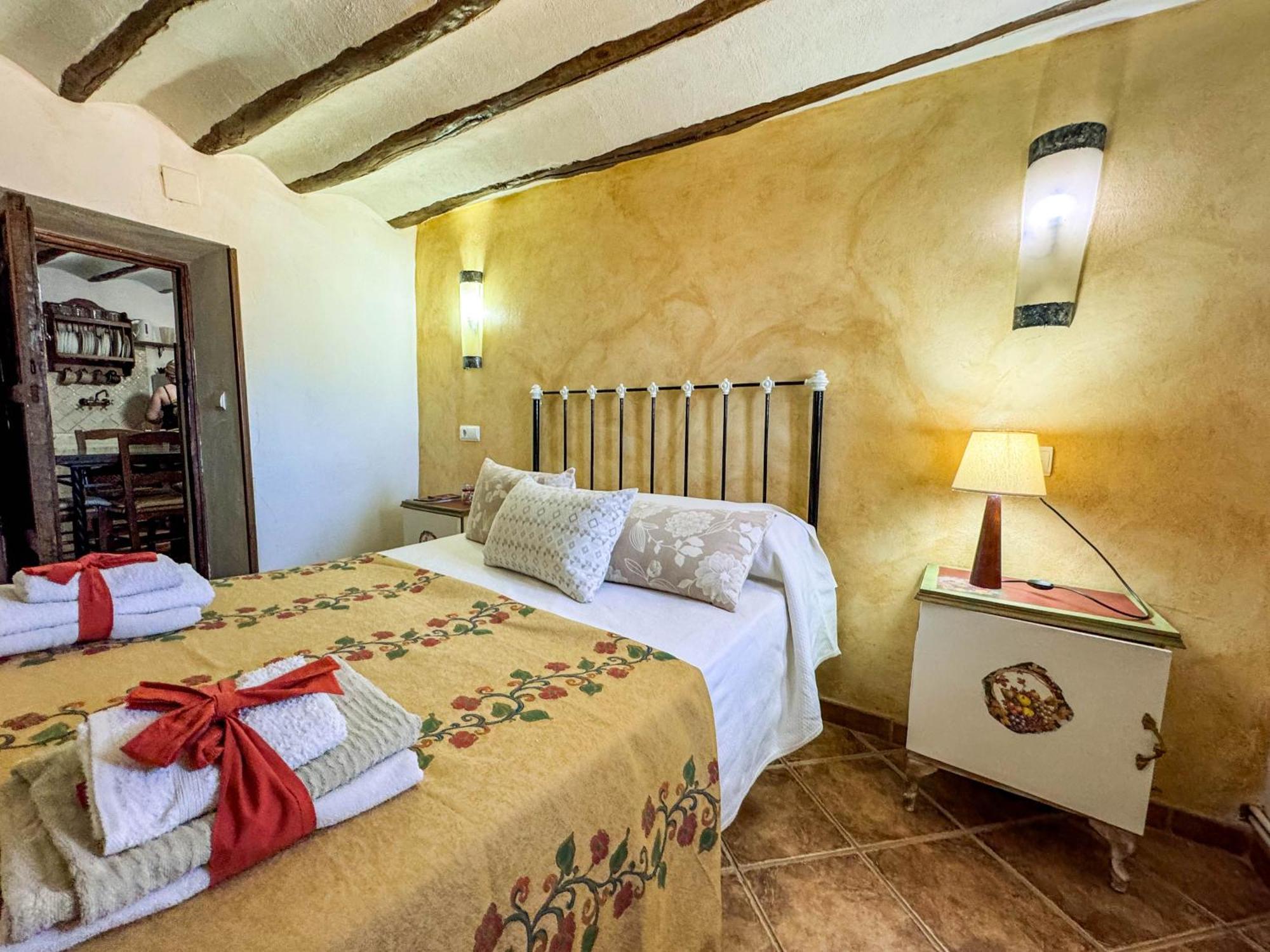 Cortijo Rural Bacares Guest House Freila Exterior photo