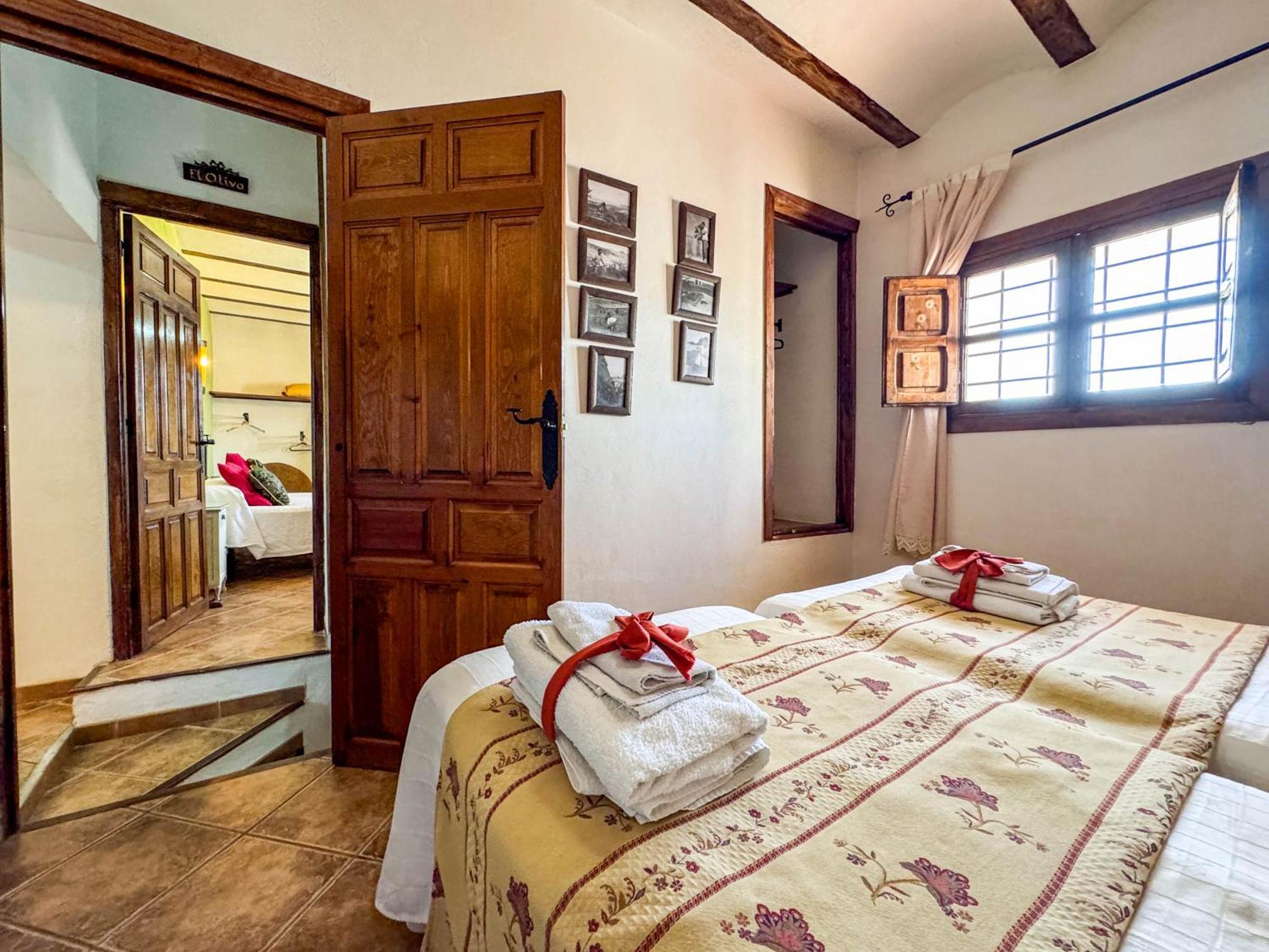 Cortijo Rural Bacares Guest House Freila Exterior photo