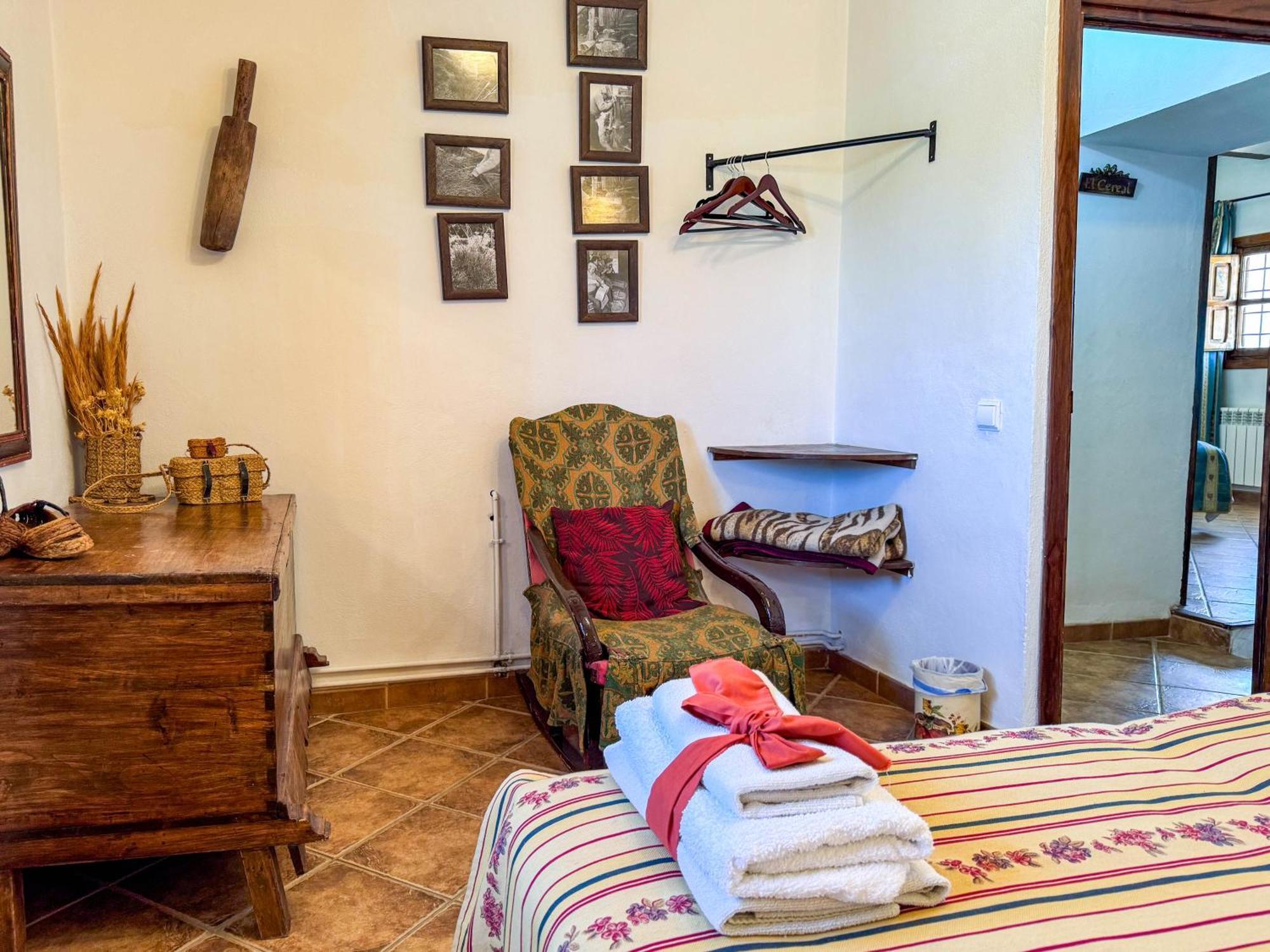 Cortijo Rural Bacares Guest House Freila Exterior photo